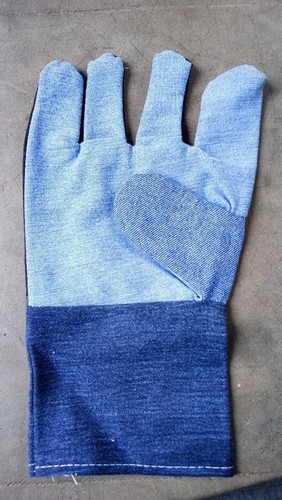 jeans hand gloves