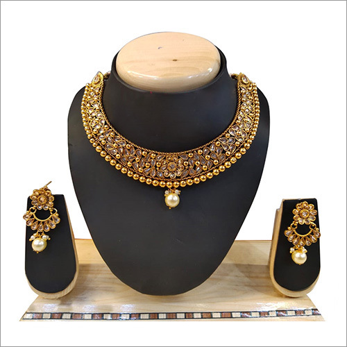 Weddingwear Artificial Necklace Set Gender: Women
