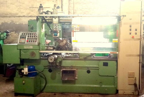 CNC Worm Cutting Machine