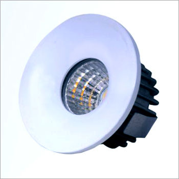 LED Adjustable / Zoom Light