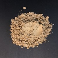 Bentonite powder