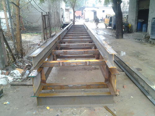 Tress Bench For Electric Pole