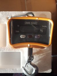 Digital Hanging Scale Accuracy: 10gm To 50gm Gm