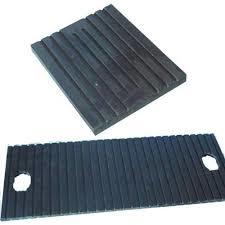Grooved Rubber Pads