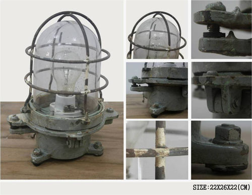 Metal Iron Wall Light