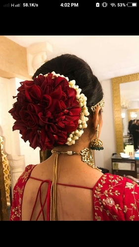 Sabhya Sanchi Bridal Bun