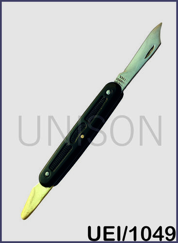 Budding Knife