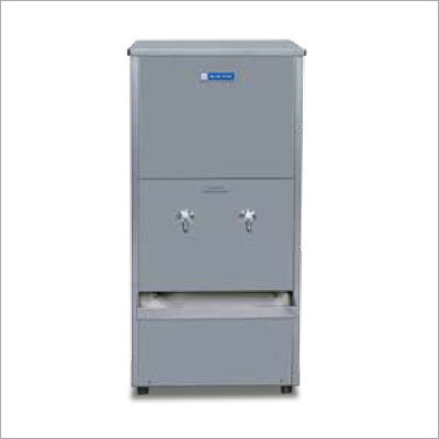 Silver Color Water Cooler Capacity: 100-200 Ltr. Kg/Hr