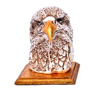 Home Decorative Resin Eagle Face Watch Handmade Statue