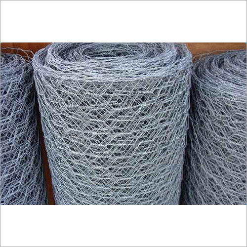 Galvanized Chain Link Fence Application: Sports Field