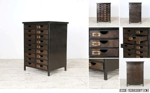 18 DRAWER CHEST