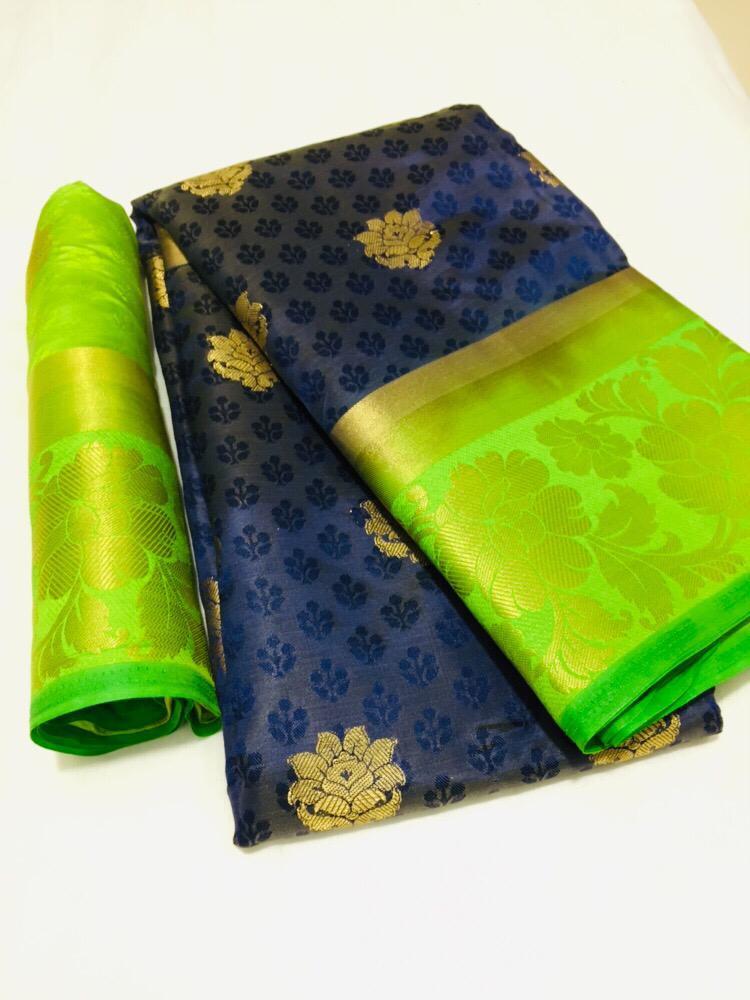 Flower Butta Kanjivaram Saree With Jacquard Work
