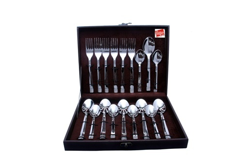 Silver Shapes Lynex Spoons And Fork With Box 18 Pcs