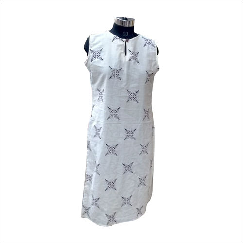 Ladies Sleeveless Kurti