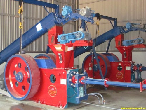 Briquetting Machine