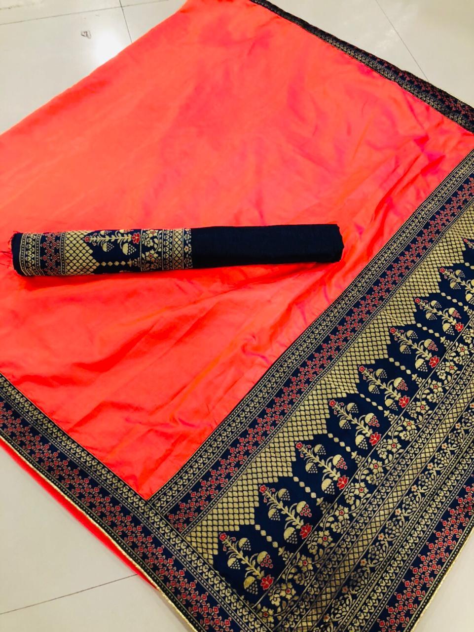Pure Sana Silk Saree With Jacquard Pallu And Blouse