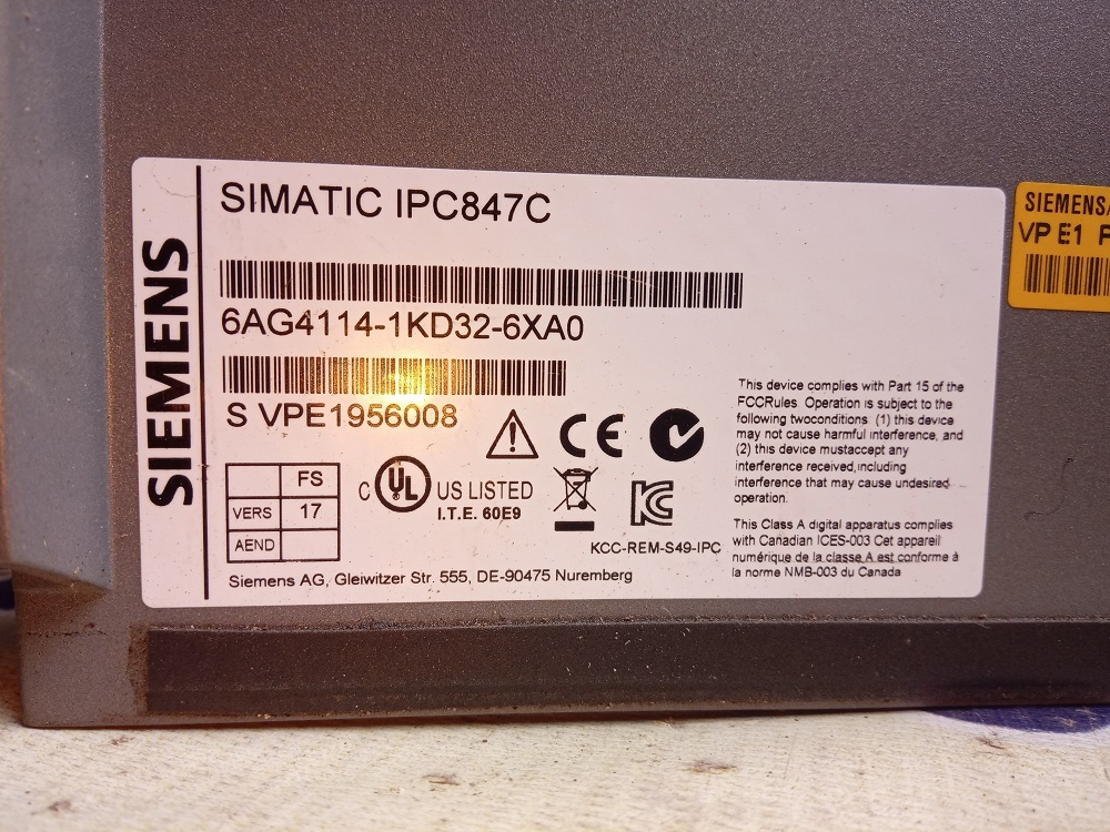 SIEMENS SIMATIC IPC847C 6AG4 114-1KD32-6XA0