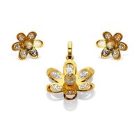 Gold Pendant Set