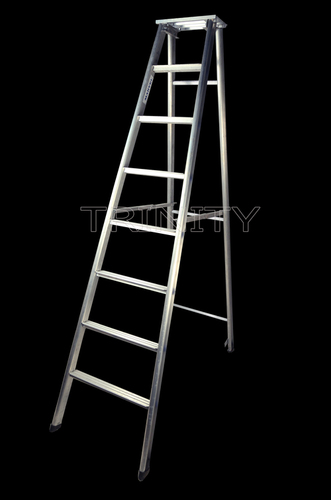Aluminium Platform Ladders Size: 6 Feet To 16 Feet