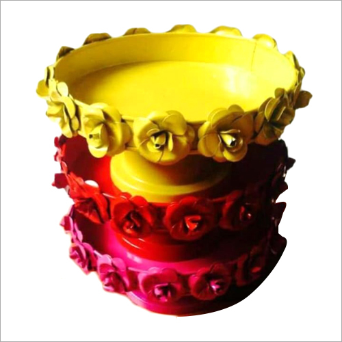 Metal Designer Cake Plate - Iron, Customizable Size | Modern Design, Alluring Finishing, Multi-Color Options