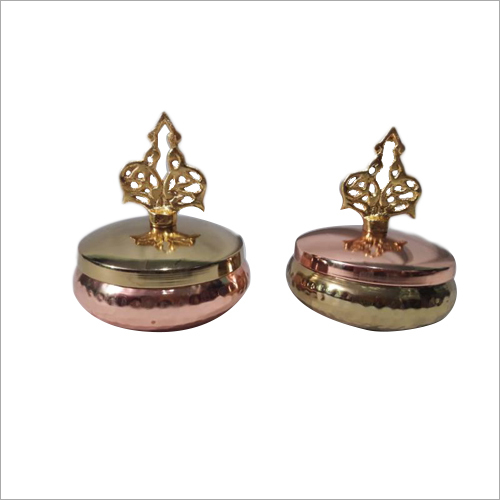 Available In Different Color Metal Handicraft