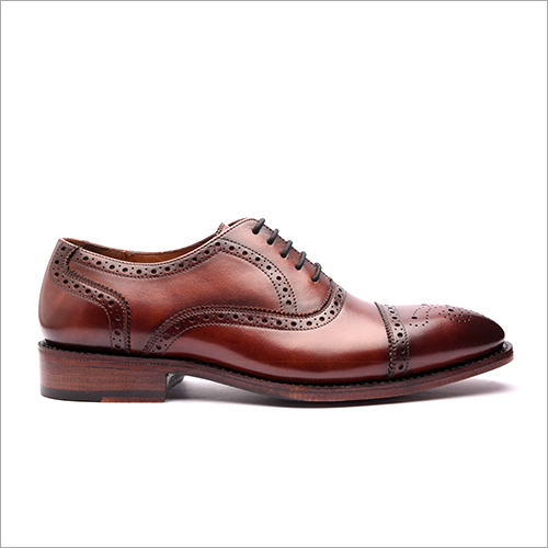 Available In Different Color Mens Formal Brogue Shoe