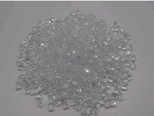 crystal quartz chips and raw aggregate
