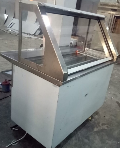 SANDWICH COUNTER