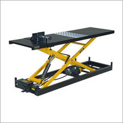 Hydraulic Two Wheeler Ramp By BRIGHT INDUSTRIES
