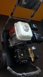 Engine Type High Pressure Car Washer - Honda Petrol Engine, 1ft Lifting Height, 5.5mm Width | 50V Working Voltage, Reliable Performance