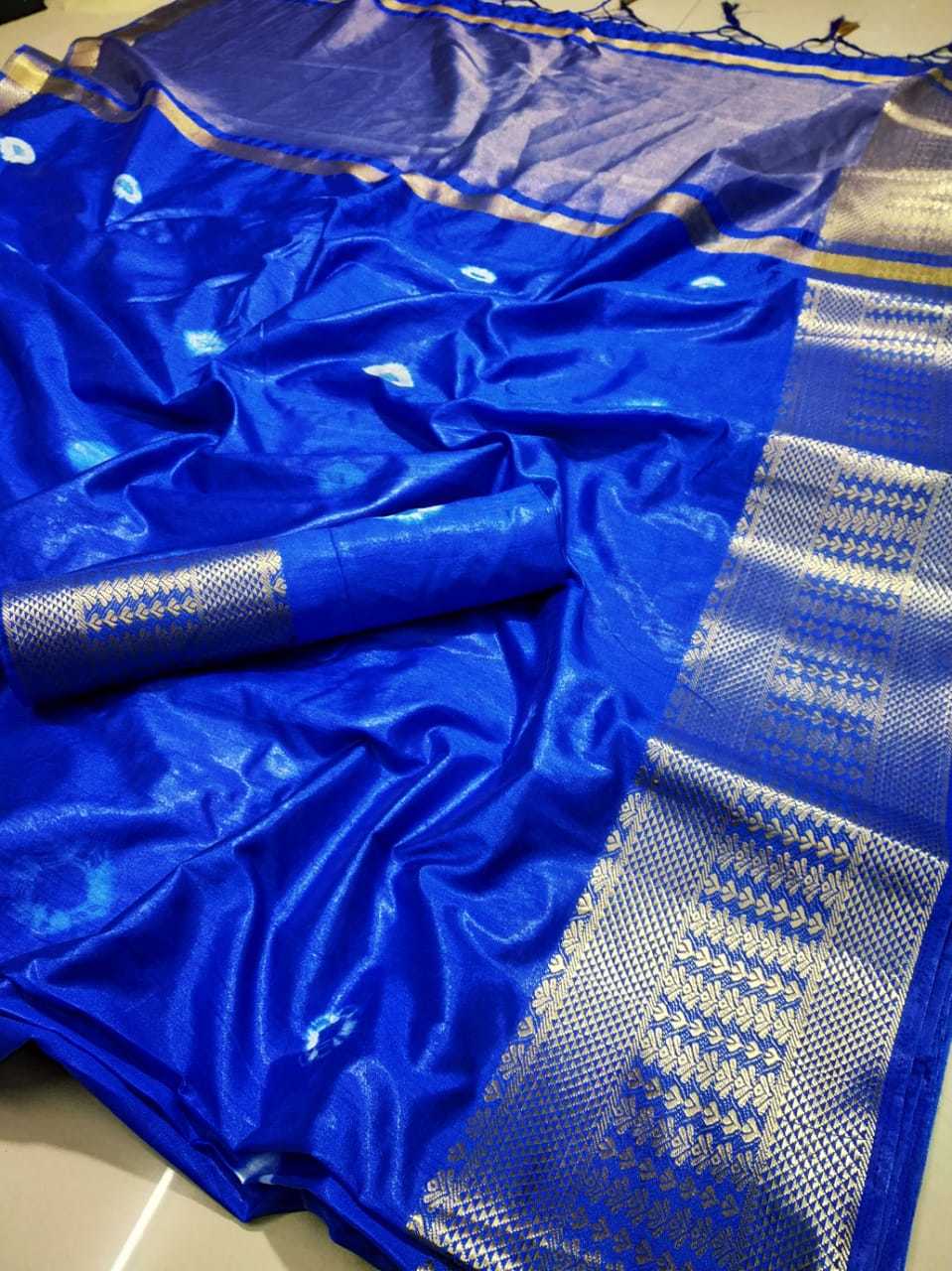 Navaratri Spacial Bandhani Hand Printed Saree with jacquard borde