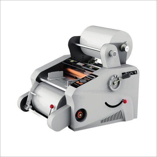 Semi Automatic Digital Roll Laminator Machine