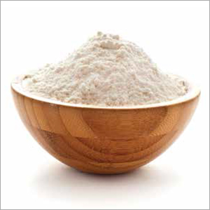 पूरे गेहूं के आटे को भून लें