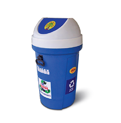 Plastic Dustbin With Lid, Capacity: 6-10 Liters Cold Water Cleaning