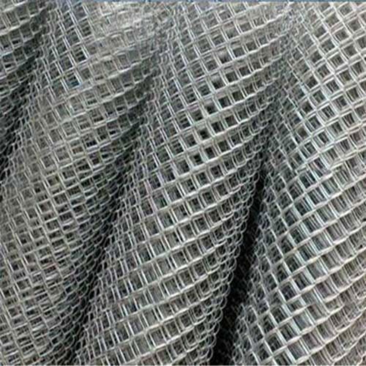 Chain Link Fencing Wire Mesh Roll - Color: Silver