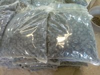 Water treatment and High hardness Black River grinding media Pebble Stone For gardening