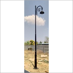Black Cast Iron Bend Neck Lamp Pole