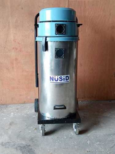 Blue And Silver Industrial Cleaning Machine