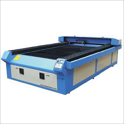 CO2 Laser Cutting Machine