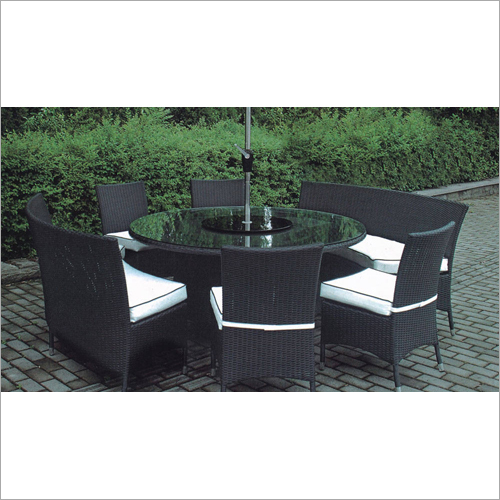 Multiple Color Available Modern Wicker Chairs And Tables