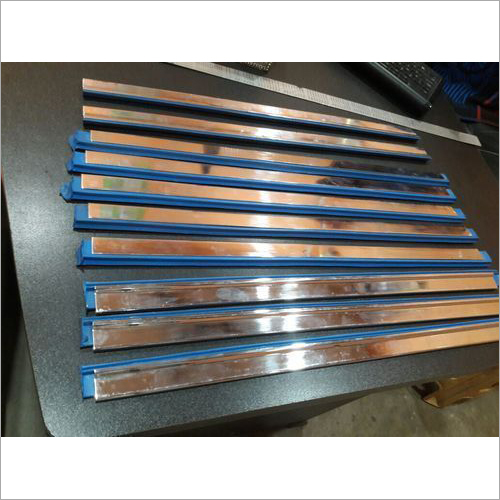 New SS CNC Machine Wiper - Stainless Steel, 600 Millimeter Length, Silver Color | Unique Design for Industrial Applications, Easy Installation