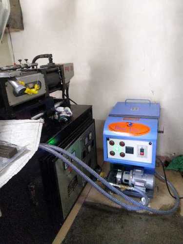 Hydraulic oil cleaning machine
