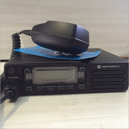 Motorola XiR M-3688 Mobile Radio
