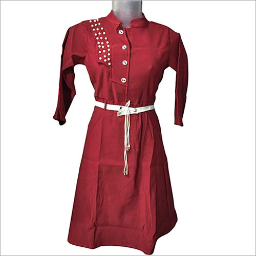 Available In Different Colors Ladies Button Short Kurti