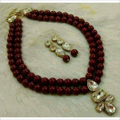 Glass Maroon Beads Necklace Set Gender: Women