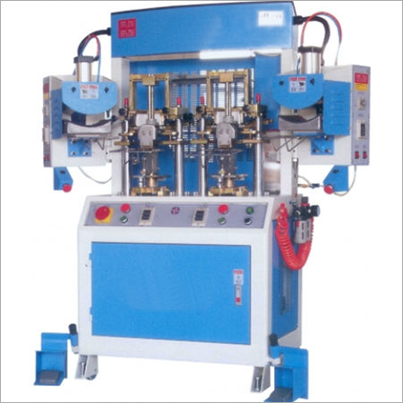 Toe Cap Molding Machine