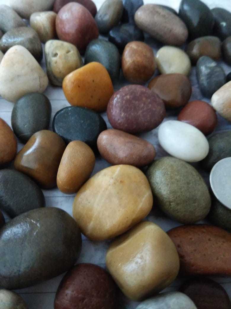 Polished Natural Pebbles Stone