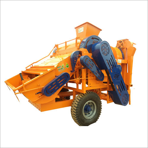 Mini Combine Thresher Machine