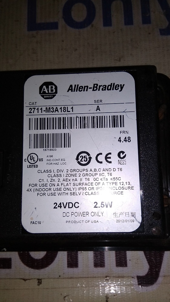 ALLEN BRADLEY HMI 2711-M3A18L1 A