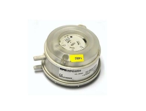 Huba Differential Pressure Switch Range 20 To 300 Pac